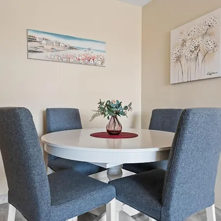 Puerto Banus Bright Ref M22 Apartment *